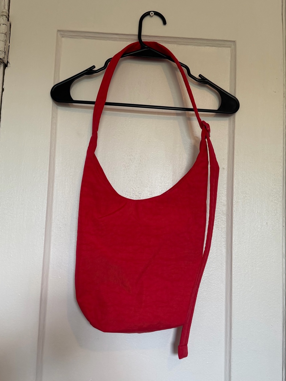 BAGGU Small Nylon Sling-Candy Apple